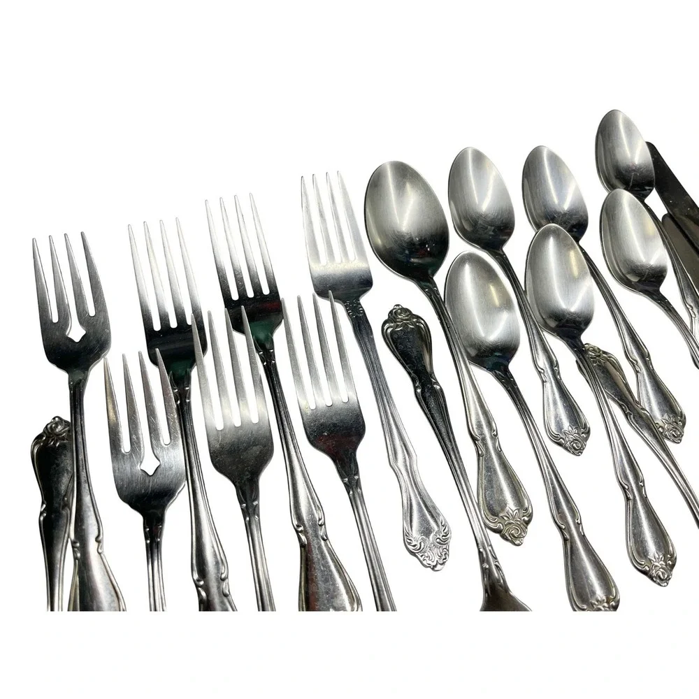 Oneida Stainless Steel Flatware Set Roseanne Floral Shabby Chic 21pc